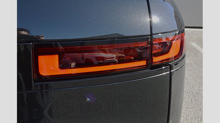 2024 認定中古車 Land Rover Range Rover Sport サントリーニブラック P550eプラグインハイブリッド（ガソリン） スタンダードホイールベース Dynamic SE