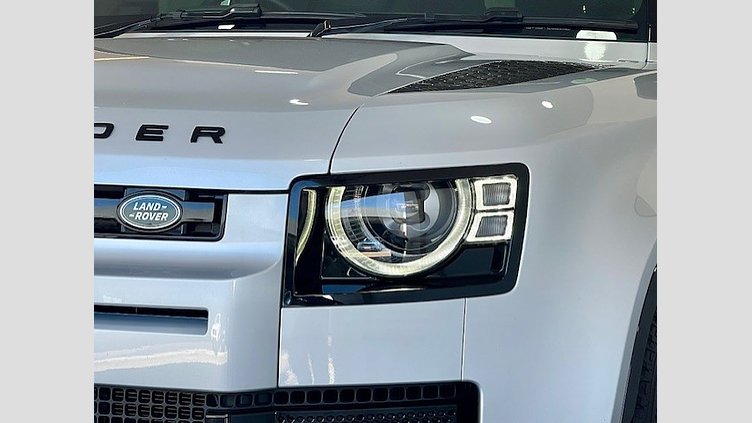 2024 Approved Land Rover Defender 110 Hakuba Silver 3.0 6 Cylinder Diesel 110 D300 X-Dynamic HSE