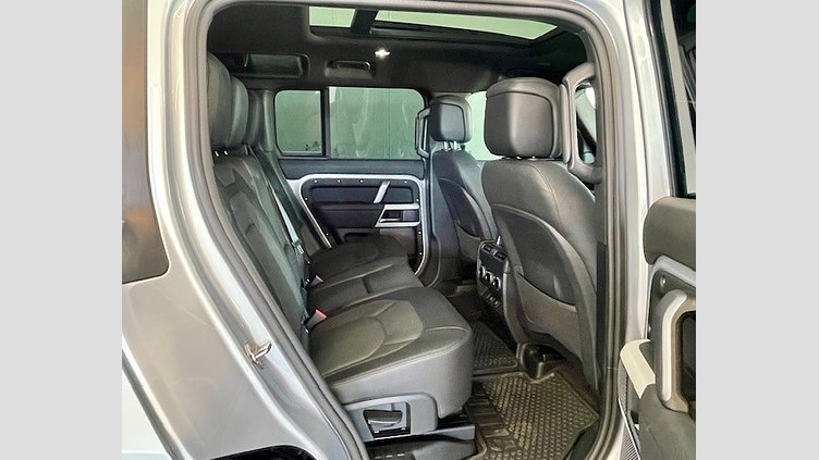 2024 Approved Land Rover Defender 110 Hakuba Silver 3.0 6 Cylinder Diesel 110 D300 X-Dynamic HSE