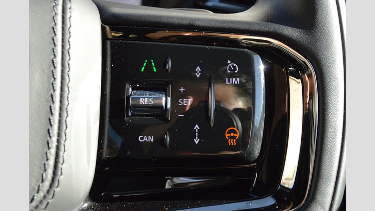 2024 認定中古車 Land Rover Range Rover Velar カルパチアングレイ D200マイルドハイブリッド（ディーゼル） スタンダードホイールベース Dynamic SE