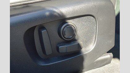 Range Rover Velar 23