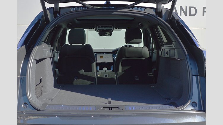 2024 認定中古車 Land Rover Range Rover Velar カルパチアングレイ D200マイルドハイブリッド（ディーゼル） スタンダードホイールベース Dynamic SE