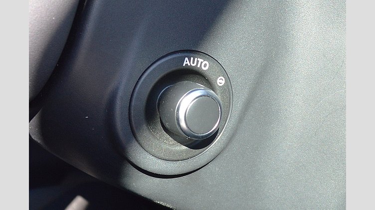 2024 認定中古車 Land Rover Range Rover Velar カルパチアングレイ D200マイルドハイブリッド（ディーゼル） スタンダードホイールベース Dynamic SE