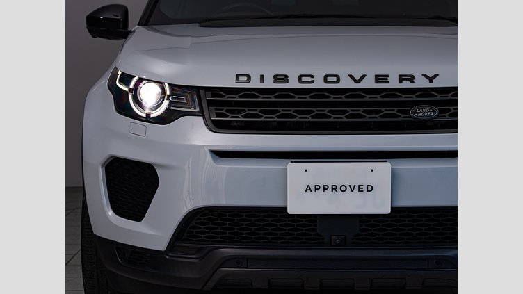 2019 認定中古車 Land Rover Discovery Sport Yulong White 2.0 litre i4D Diesel ランドマークプラス
