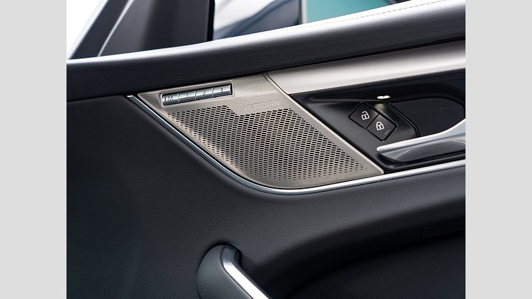 2021 認定中古車 Jaguar F-Pace アイガーグレイ D200 AWD（オートマチック）MHEV R-DYNAMIC SE