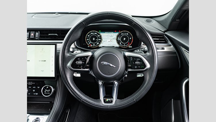 2021 認定中古車 Jaguar F-Pace アイガーグレイ D200 AWD（オートマチック）MHEV R-DYNAMIC SE