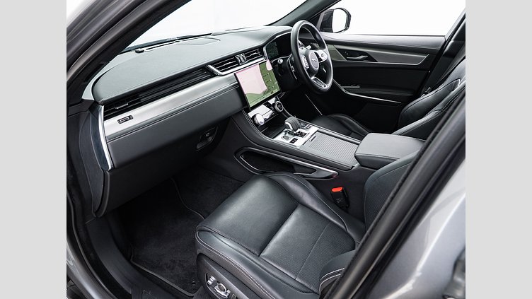 2021 認定中古車 Jaguar F-Pace アイガーグレイ D200 AWD（オートマチック）MHEV R-DYNAMIC SE