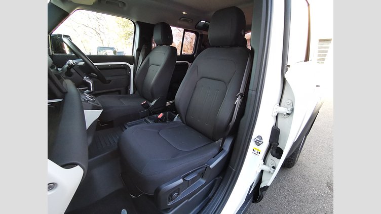 2020 認定中古車 Land Rover Defender 110 フジホワイト P300 AWD（AT） ベース