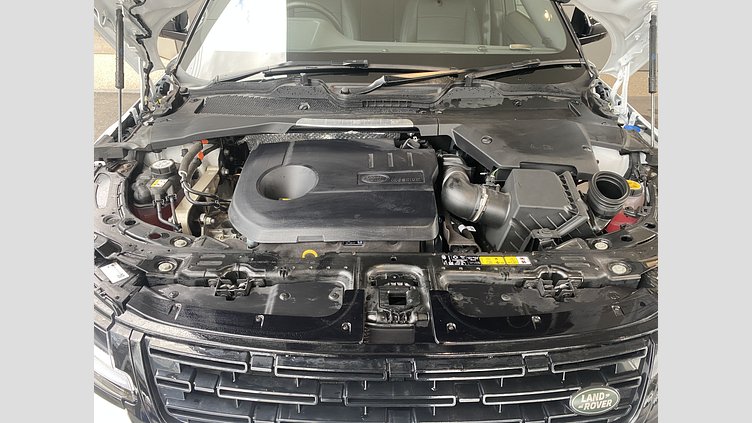 2024 認定中古車 Land Rover Range Rover Evoque オストゥーニパールホワイト P300eプラグインハイブリッド（ガソリン） スタンダードホイールベース DYNAMIC HSE