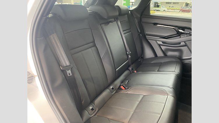 2024 認定中古車 Land Rover Range Rover Evoque オストゥーニパールホワイト P300eプラグインハイブリッド（ガソリン） スタンダードホイールベース DYNAMIC HSE