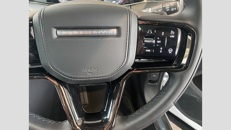 2024 認定中古車 Land Rover Range Rover Evoque オストゥーニパールホワイト P300eプラグインハイブリッド（ガソリン） スタンダードホイールベース DYNAMIC HSE