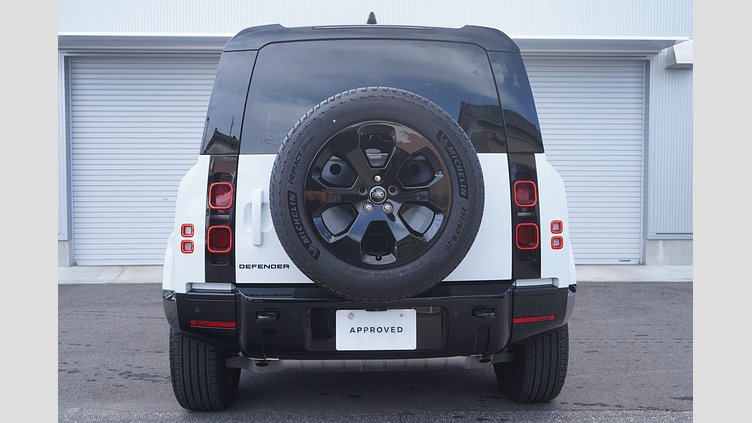 2025 認定中古車 Land Rover Defender 110 フジホワイト P300 ガソリン X-Dynamic SE
