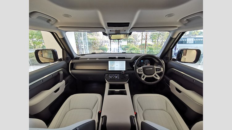 2025 認定中古車 Land Rover Defender 110 パンゲアグリーン D350 ディーゼルマイルドハイブリッド S