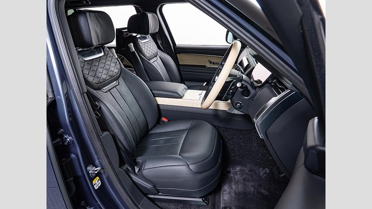 2023 認定中古車 Land Rover Range Rover ヴァレジネブルー 615 AWD（AT） ロングホイールベース SV