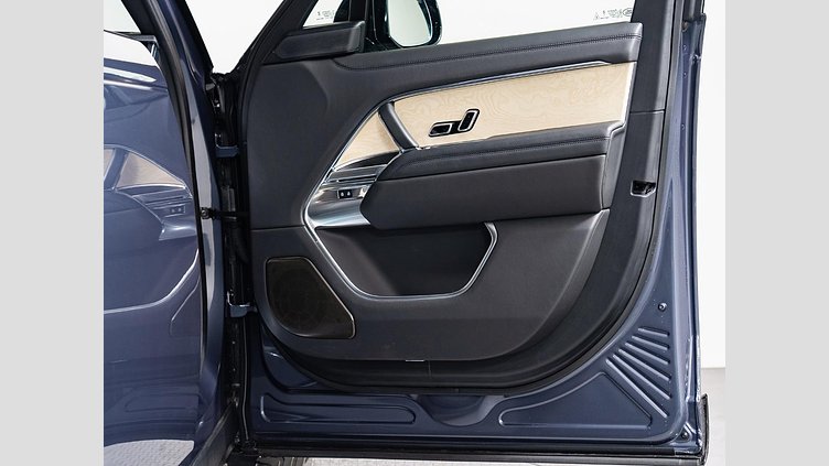 2023 認定中古車 Land Rover Range Rover ヴァレジネブルー 615 AWD（AT） ロングホイールベース SV