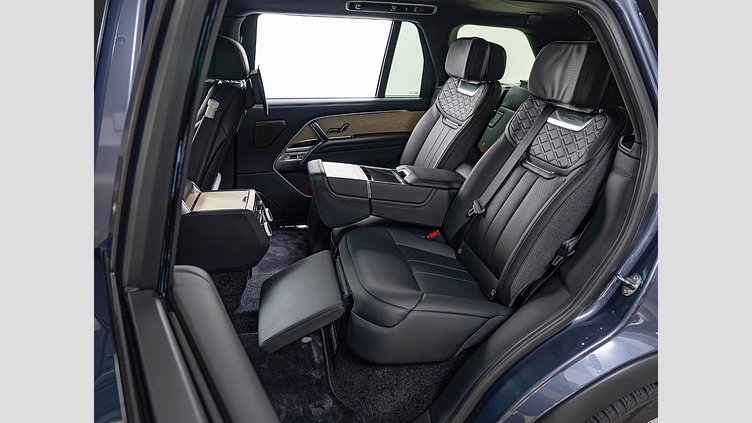 2023 認定中古車 Land Rover Range Rover ヴァレジネブルー 615 AWD（AT） ロングホイールベース SV