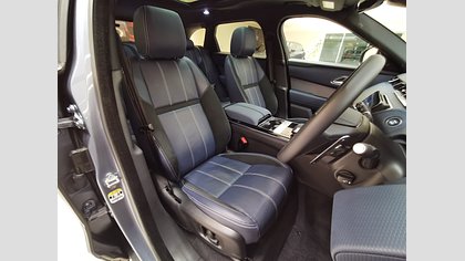Range Rover Velar 17