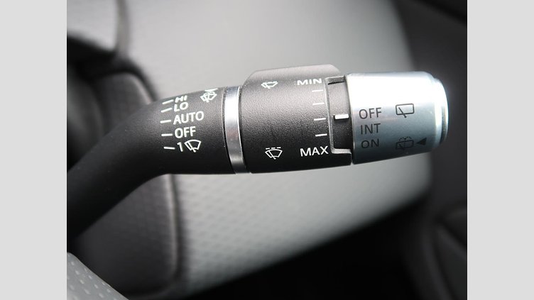 2020 認定中古車 Land Rover Range Rover Evoque サントリーニブラック P250 AWD（オートマチック） R-DYNAMIC S