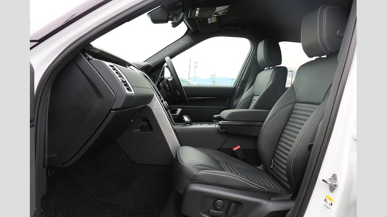 2024 認定中古車 Land Rover Discovery フジホワイト D350マイルドハイブリッド（ディーゼル） S