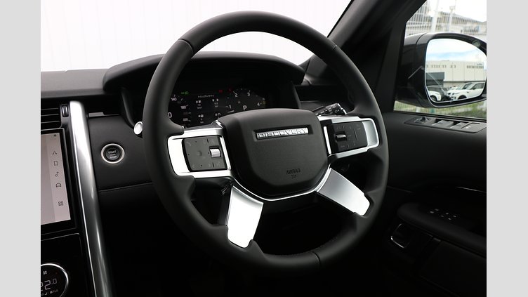 2024 認定中古車 Land Rover Discovery フジホワイト D350マイルドハイブリッド（ディーゼル） S