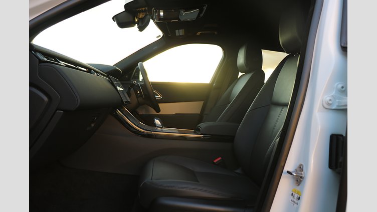 2024 認定中古車 Land Rover Range Rover Velar フジホワイト D200マイルドハイブリッド（ディーゼル） スタンダードホイールベース S