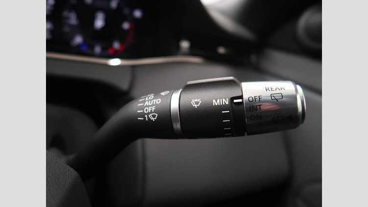 2020 認定中古車 Land Rover Range Rover Evoque ユーロンホワイト D180 R-DYNAMIC S