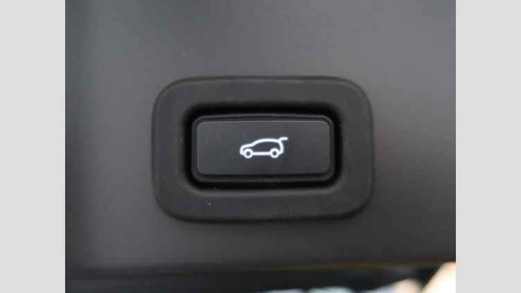 2020 認定中古車 Land Rover Range Rover Evoque ユーロンホワイト D180 R-DYNAMIC S