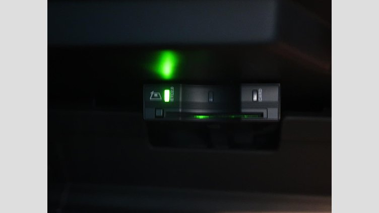 2020 認定中古車 Land Rover Range Rover Evoque ユーロンホワイト D180 R-DYNAMIC S