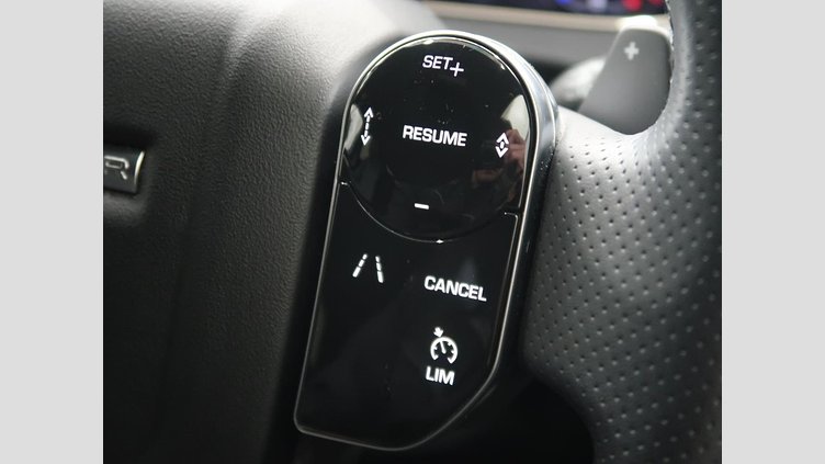 2020 認定中古車 Land Rover Range Rover Evoque ユーロンホワイト D180 R-DYNAMIC S