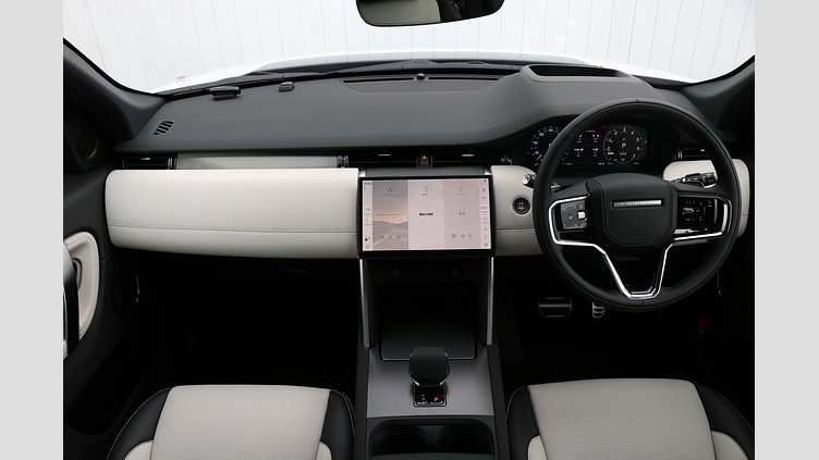 2024 認定中古車 Land Rover Discovery Sport フジホワイト プラグインハイブリッド（ガソリン） 標準ホイール Dynamic HSE