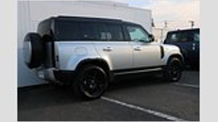 2022 認定中古車 Land Rover Defender 110 ハクバシルバー P300 AWD（AT） SE