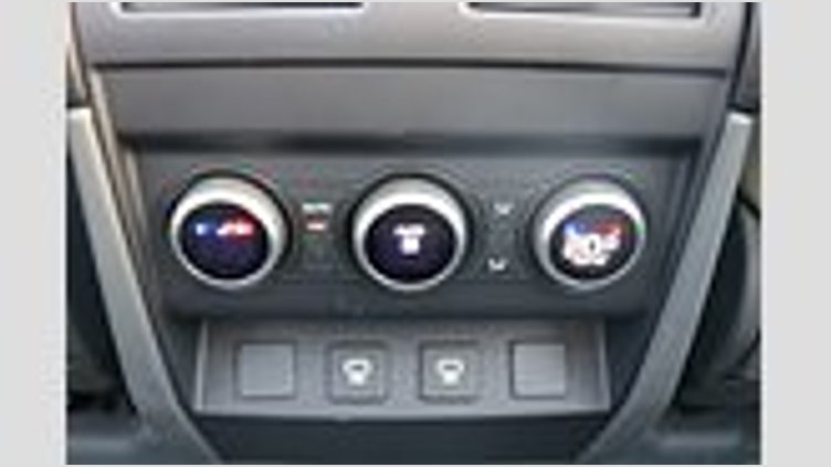 2022 認定中古車 Land Rover Defender 110 ハクバシルバー P300 AWD（AT） SE