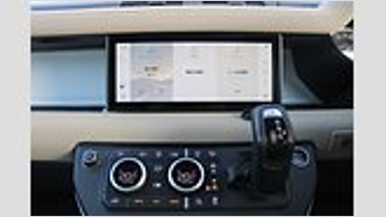 2022 認定中古車 Land Rover Defender 110 ハクバシルバー P300 AWD（AT） SE