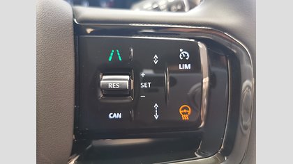 Range Rover Evoque 24