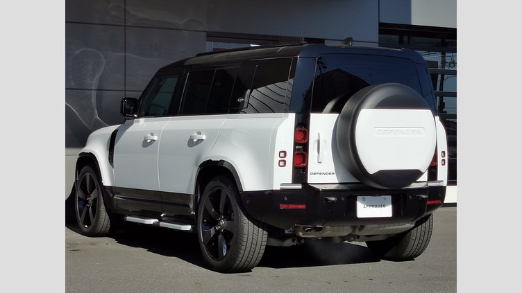 2023 認定中古車 Land Rover Defender 110 フジホワイト D300 AWD（AT） X-DYNAMIC HSE