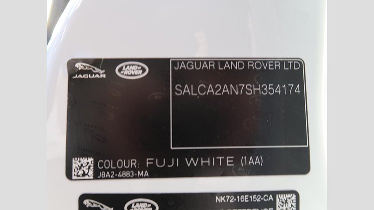 2024 認定中古車 Land Rover Discovery Sport フジホワイト D200マイルドハイブリッド（ディーゼル） 標準ホイール Dynamic SE