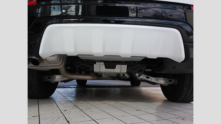 2024 認定中古車 Land Rover Discovery Sport フジホワイト D200マイルドハイブリッド（ディーゼル） 標準ホイール Dynamic SE