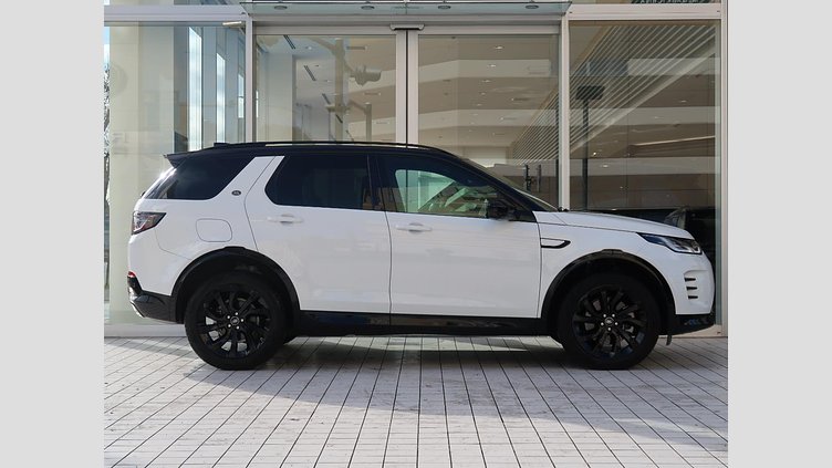 2024 認定中古車 Land Rover Discovery Sport フジホワイト D200マイルドハイブリッド（ディーゼル） 標準ホイール Dynamic SE