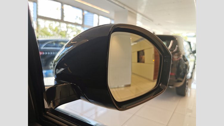 2023 認定中古車 Land Rover Range Rover Velar ヴァレジネブルー P400eプラグインハイブリッド（ガソリン） Standard Wheelbase Dynamic HSE