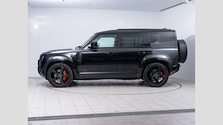 2022 認定中古車 Land Rover Defender 110 サントリーニブラック D300 AWD（AT） X