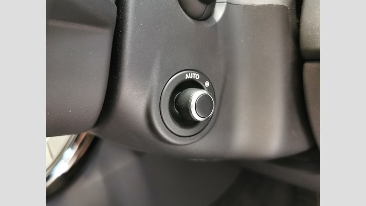 2023 認定中古車 Land Rover Range Rover Velar ヴァレジネブルー P400eプラグインハイブリッド（ガソリン） Standard Wheelbase Dynamic HSE