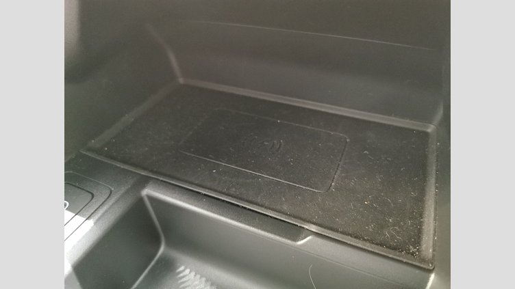 2023 認定中古車 Land Rover Range Rover Velar ヴァレジネブルー P400eプラグインハイブリッド（ガソリン） Standard Wheelbase Dynamic HSE