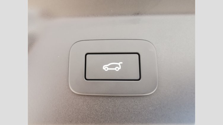 2023 認定中古車 Land Rover Range Rover Velar ヴァレジネブルー P400eプラグインハイブリッド（ガソリン） Standard Wheelbase Dynamic HSE