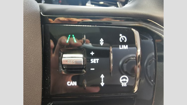 2023 認定中古車 Land Rover Range Rover Velar ヴァレジネブルー P400eプラグインハイブリッド（ガソリン） Standard Wheelbase Dynamic HSE