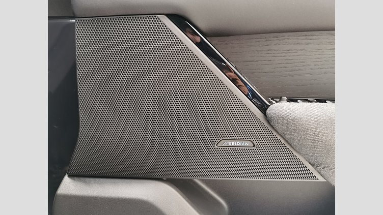 2023 認定中古車 Land Rover Range Rover Velar ヴァレジネブルー P400eプラグインハイブリッド（ガソリン） Standard Wheelbase Dynamic HSE