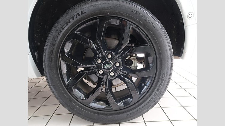 2021 認定中古車 Land Rover Discovery Sport フジホワイト D200 AWD（オートマチック）MHEV 標準ホイールベース R-DYNAMIC S