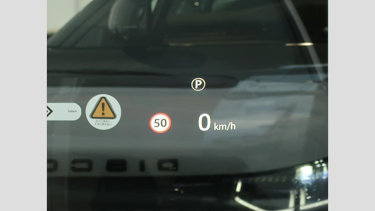 2021 認定中古車 Land Rover Discovery Sport フジホワイト D200 AWD（オートマチック）MHEV 標準ホイールベース R-DYNAMIC S