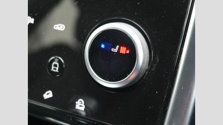 2021 認定中古車 Land Rover Discovery Sport フジホワイト D200 AWD（オートマチック）MHEV 標準ホイールベース R-DYNAMIC S