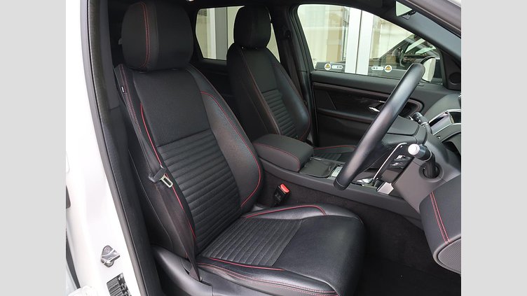 2021 認定中古車 Land Rover Discovery Sport フジホワイト D200 AWD（オートマチック）MHEV 標準ホイールベース R-DYNAMIC S