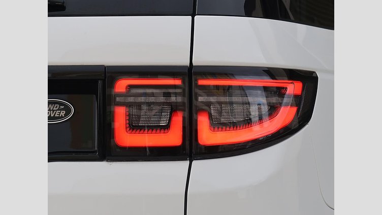 2021 認定中古車 Land Rover Discovery Sport フジホワイト D200 AWD（オートマチック）MHEV 標準ホイールベース R-DYNAMIC S